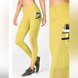 Fabletics Motion 365 Medium 7/8 rise Leggings